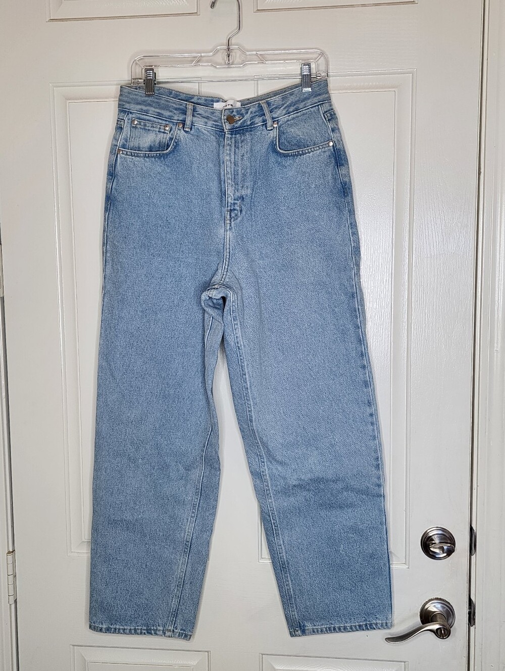 KOTN Sinai Denim Jeans | Light Wash | Size 8 | EUC!